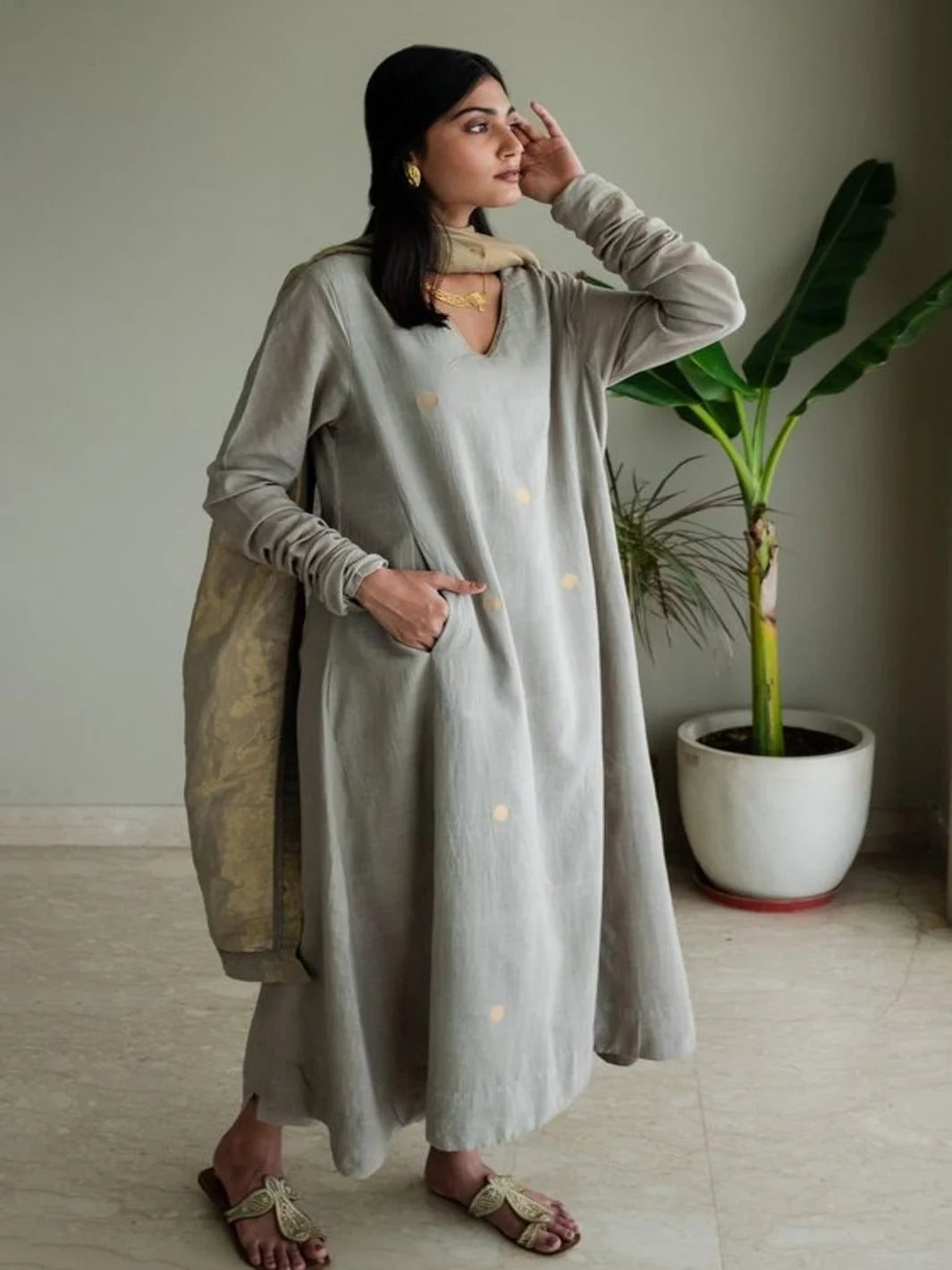 Grey Churidars Jamdani Muslin Woven Bootas V Anu Placement And Pant Set